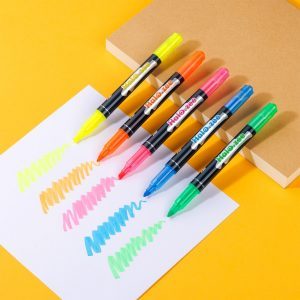 Top 5 dụng cụ học tập mùa tựu trường - Bút highlight: Bút dạ quang HL03